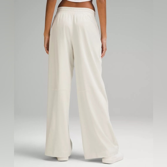 Lululemon Swift Mid-Rise Wide-Leg Lightweight Trouser Pant, Bone, Size 10, NWT - Picture 2 of 13